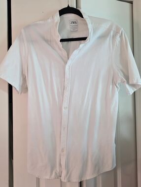 Zara White Short Sleeve Casual Button Down Shirt M